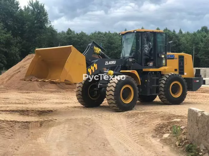 Фронтальный погрузчик XCMG ZL40RU