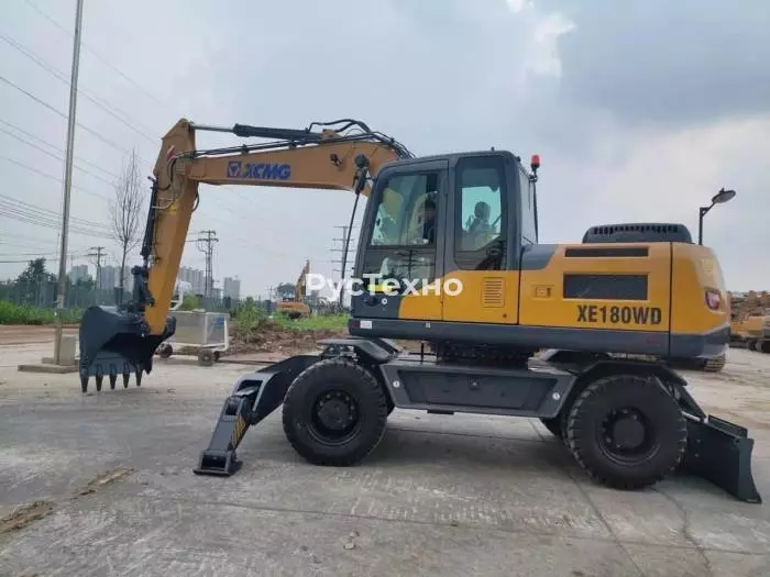 Колесный экскаватор XCMG XE180WD